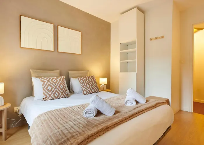 Apartment La Boheme Appt Hypercentre - Terrasse Et Parking Nantes